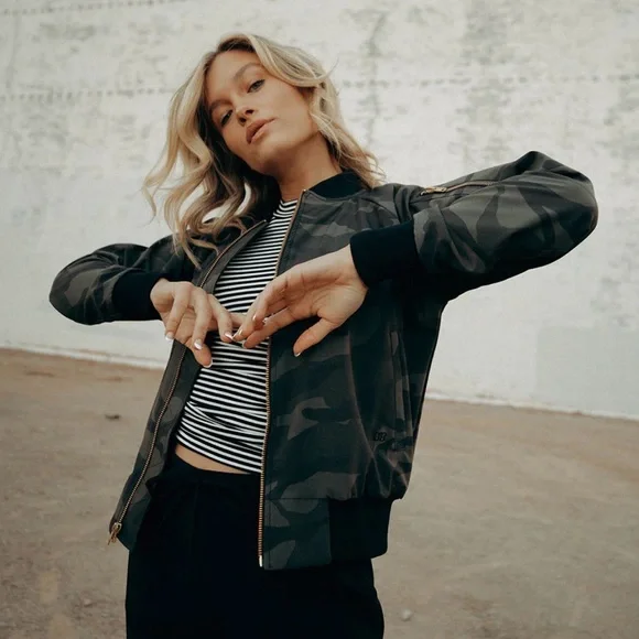 Albion Fit bomber jacket camo, size Small - Picture 8 of 8